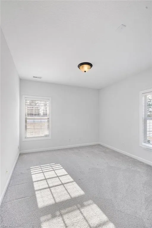 Virginia Beach, Virginia 23456, United States, 4 Bedrooms Bedrooms, ,4 BathroomsBathrooms,Residential,Active,82524