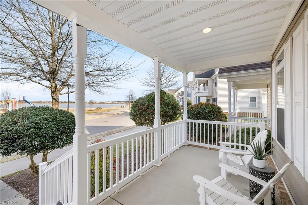 Virginia Beach, Virginia 23456, United States, 4 Bedrooms Bedrooms, ,4 BathroomsBathrooms,Residential,Active,82524