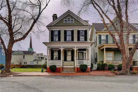 609 London Street, Portsmouth, VA 23707 - #: 10573494