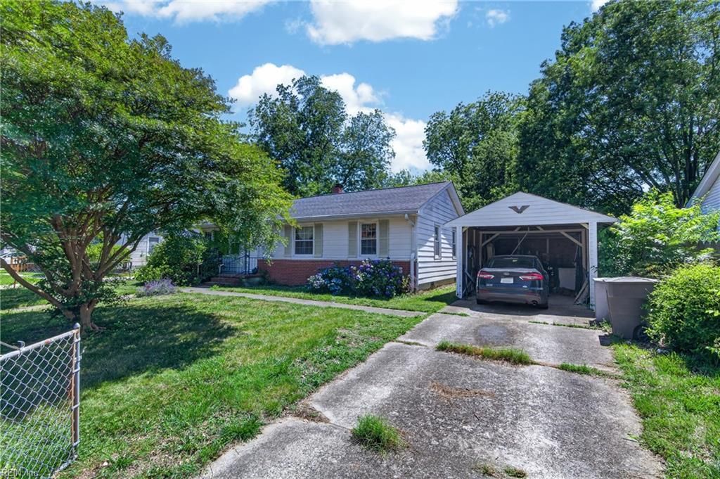 Photo of 185 Findley Square, Hampton, VA 23666 (MLS # 10637198)