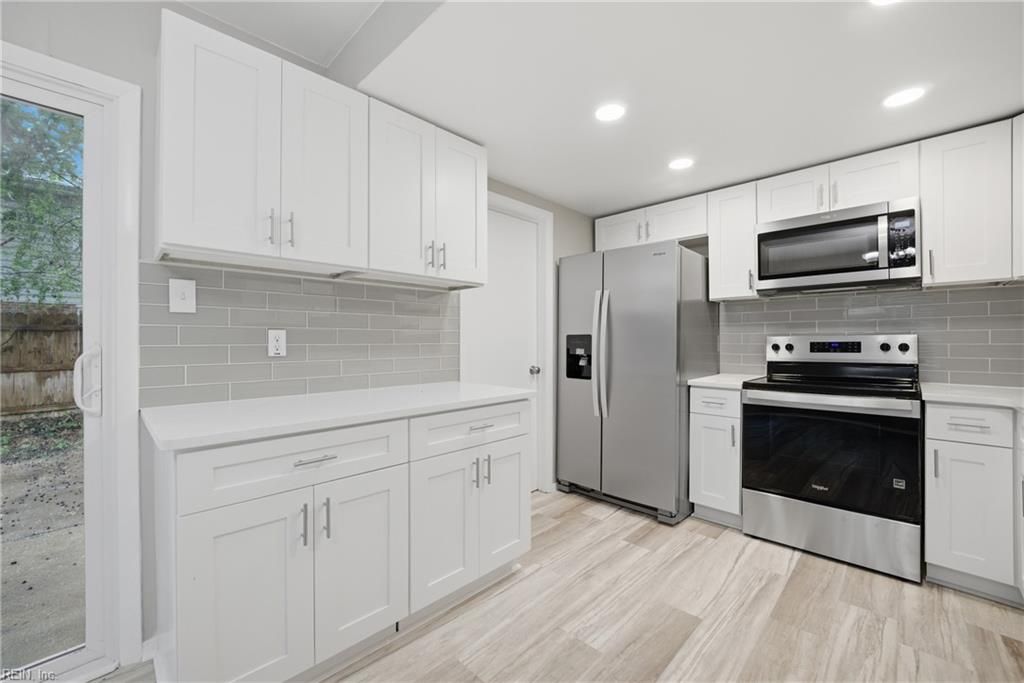 Photo of 809 S Buckingham Court, Virginia Beach, VA 23462 (MLS # 10632951)