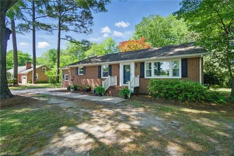 126 Deborah Drive, Suffolk, VA 23434 - #: 10581192