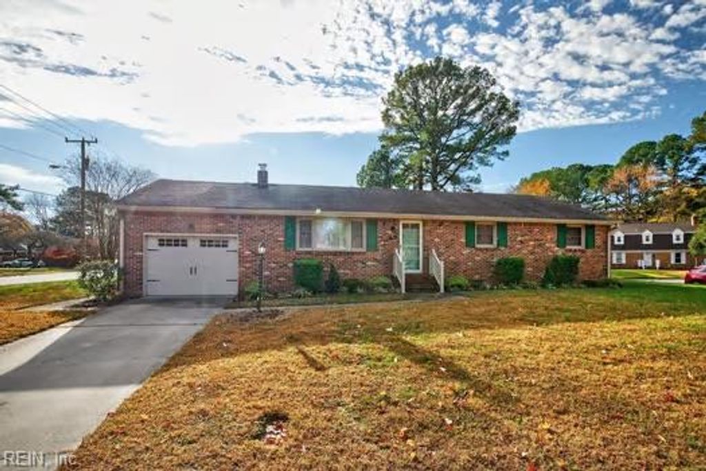 Photo of 301 Woodbridge Drive, Chesapeake, VA 23322 (MLS # 10611969)