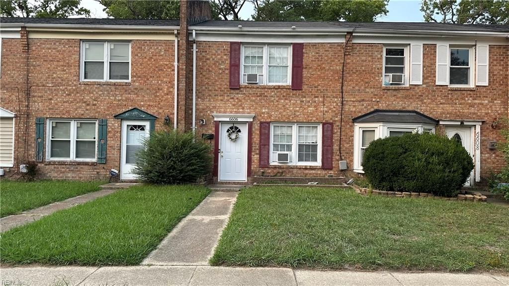 Photo of 6606 Stoney Pt. N Point N, Norfolk, VA 23502 (MLS # 10645906)
