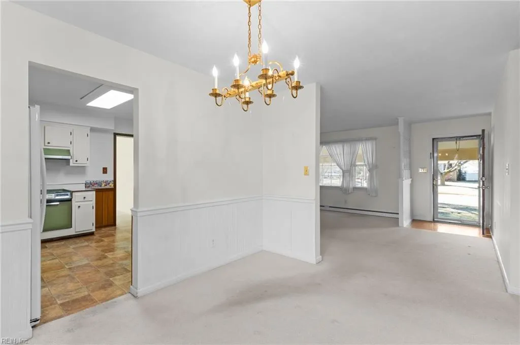 Portsmouth, Virginia 23707, United States, 3 Bedrooms Bedrooms, ,2 BathroomsBathrooms,Residential,Pending,79091