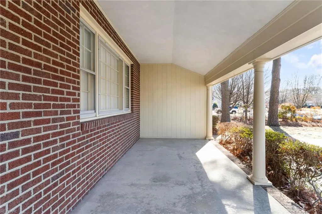 Portsmouth, Virginia 23707, United States, 3 Bedrooms Bedrooms, ,2 BathroomsBathrooms,Residential,Pending,79091