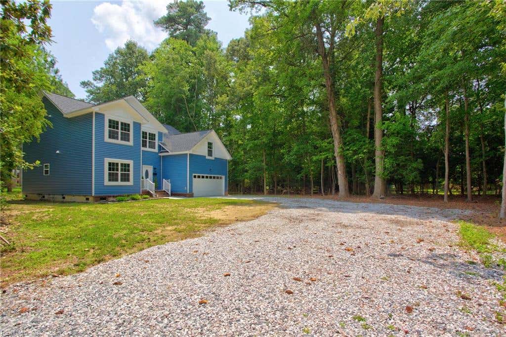 Photo of 121 Parkway Drive #B, Newport News, VA 23606 (MLS # 10646371)