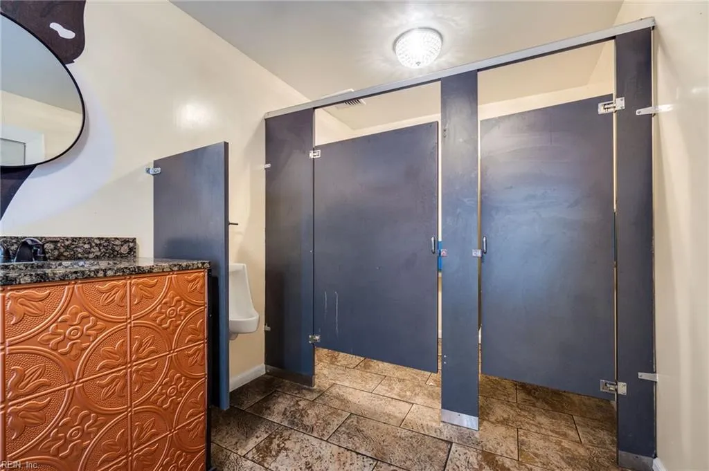 Norfolk, Virginia 23510, United States, ,Commercial,Active,55822