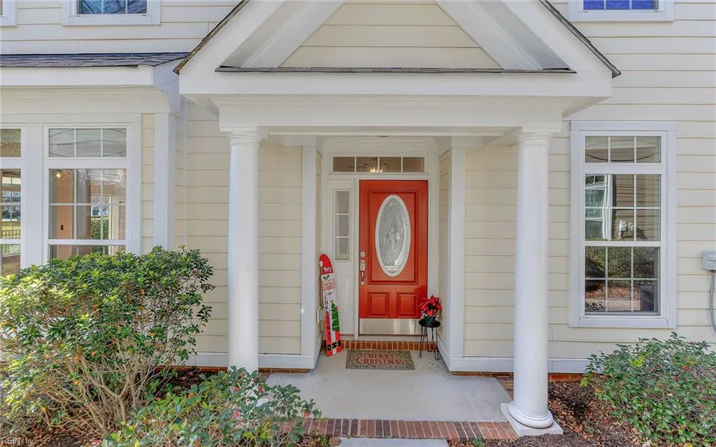 Virginia Beach, Virginia 23455, United States, 5 Bedrooms Bedrooms, ,3 BathroomsBathrooms,Residential,Active,248468