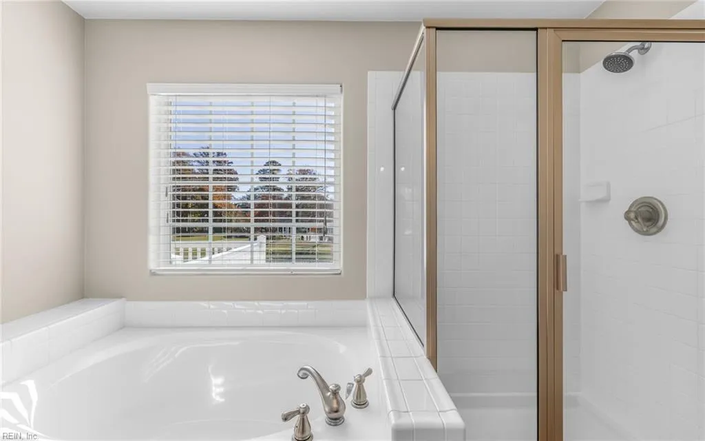 Virginia Beach, Virginia 23455, United States, 5 Bedrooms Bedrooms, ,3 BathroomsBathrooms,Residential,Active,248468