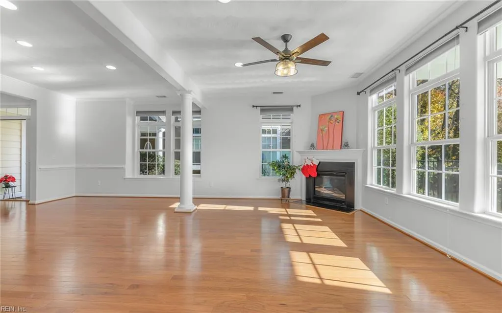 Virginia Beach, Virginia 23455, United States, 5 Bedrooms Bedrooms, ,3 BathroomsBathrooms,Residential,Active,248468