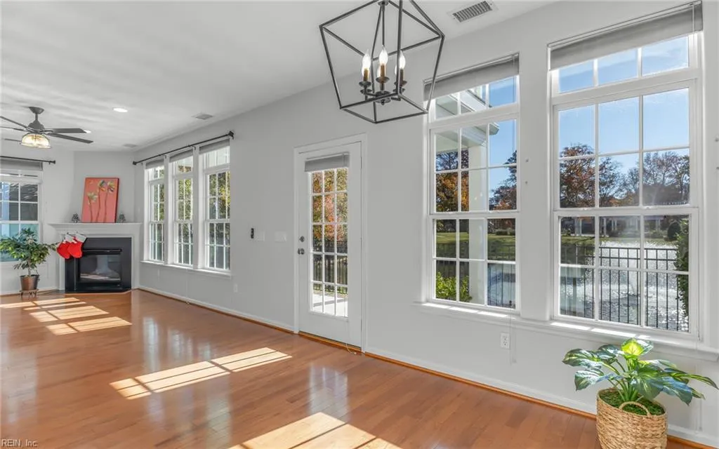 Virginia Beach, Virginia 23455, United States, 5 Bedrooms Bedrooms, ,3 BathroomsBathrooms,Residential,Active,248468