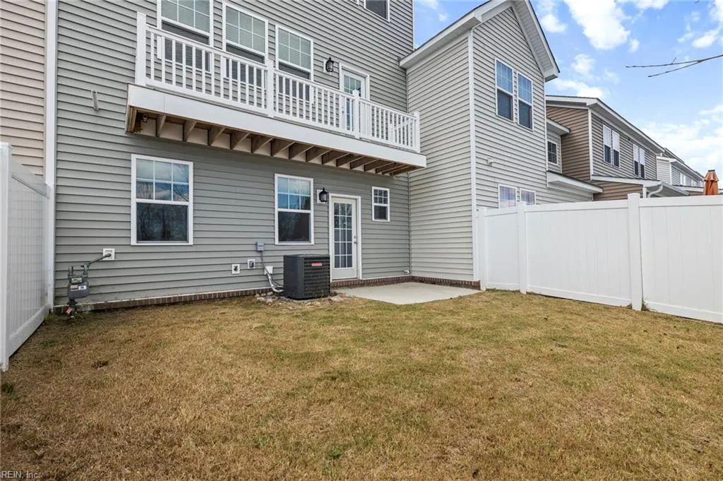 Chesapeake, Virginia 23323, United States, 4 Bedrooms Bedrooms, ,4 BathroomsBathrooms,Residential,Pending,9332