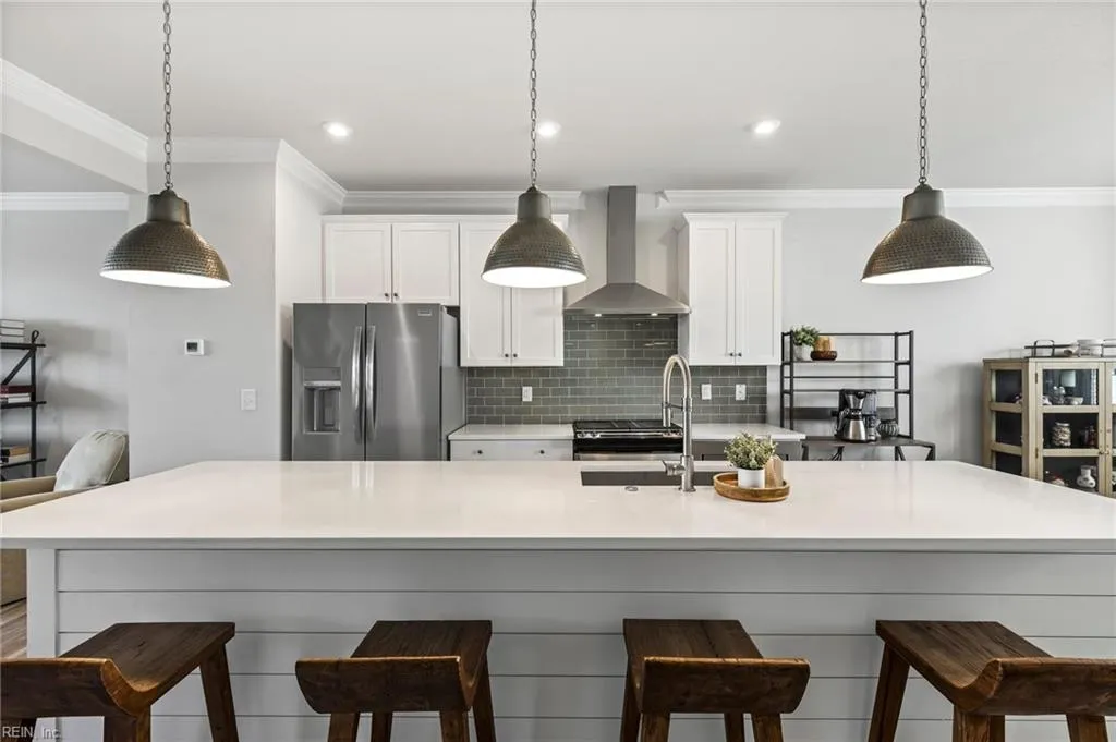 Chesapeake, Virginia 23323, United States, 4 Bedrooms Bedrooms, ,4 BathroomsBathrooms,Residential,Pending,9332