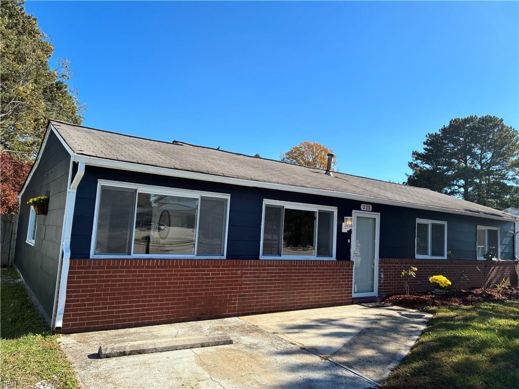 Photo of 220 S Rosemont Road, Virginia Beach, VA 23452 (MLS # 10608518)