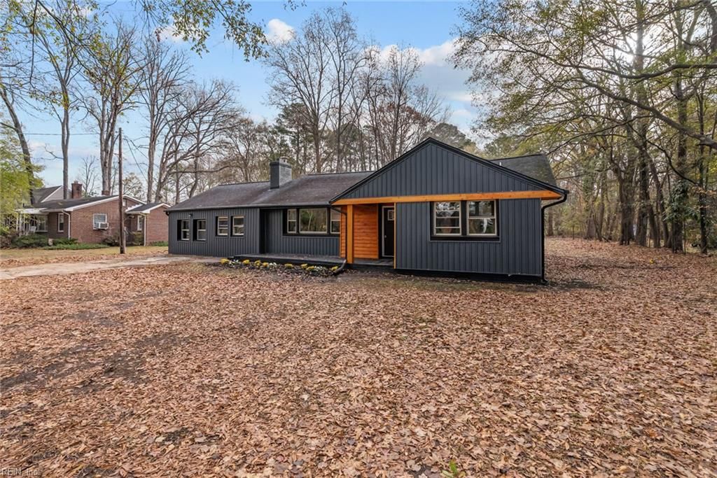 Photo of 501 Fernwood Farms Road, Chesapeake, VA 23320 (MLS # 10619215)