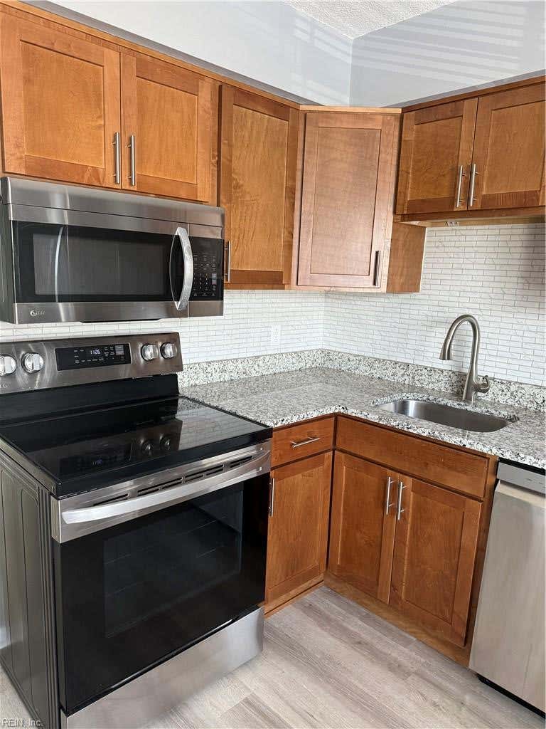 Photo of 6020 Edgelake Drive, Virginia Beach, VA 23464 (MLS # 10644802)