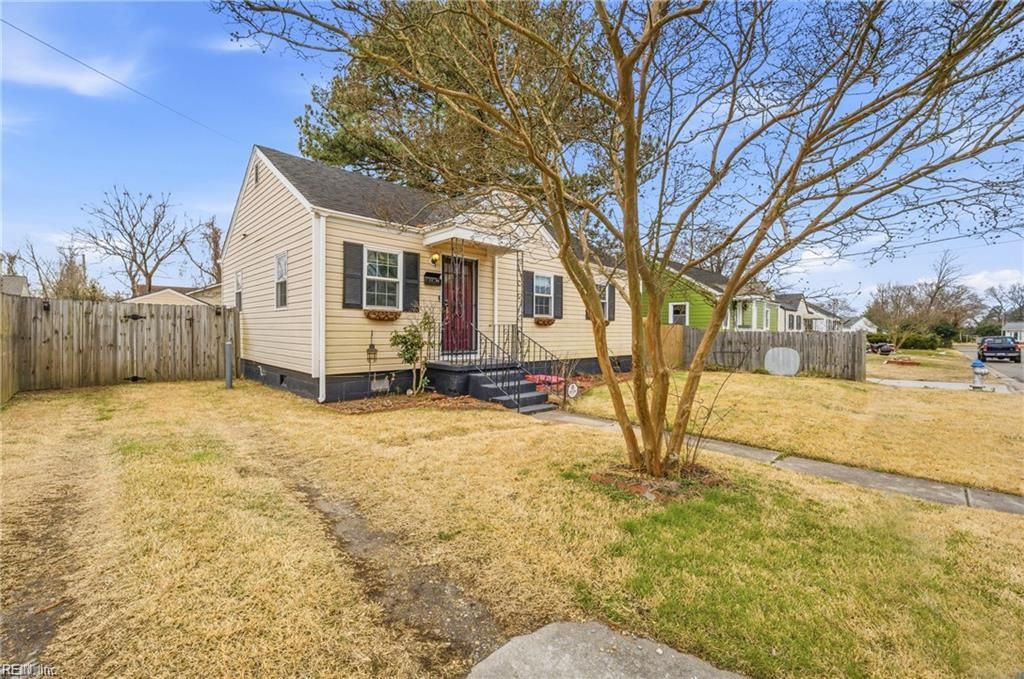 Photo of 1108 Anne Avenue, Chesapeake, VA 23324 (MLS # 10630462)