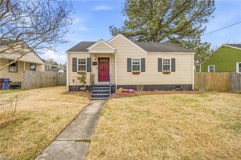 Photo of 1108 Anne Avenue, Chesapeake, VA 23324 (MLS # 10630462)