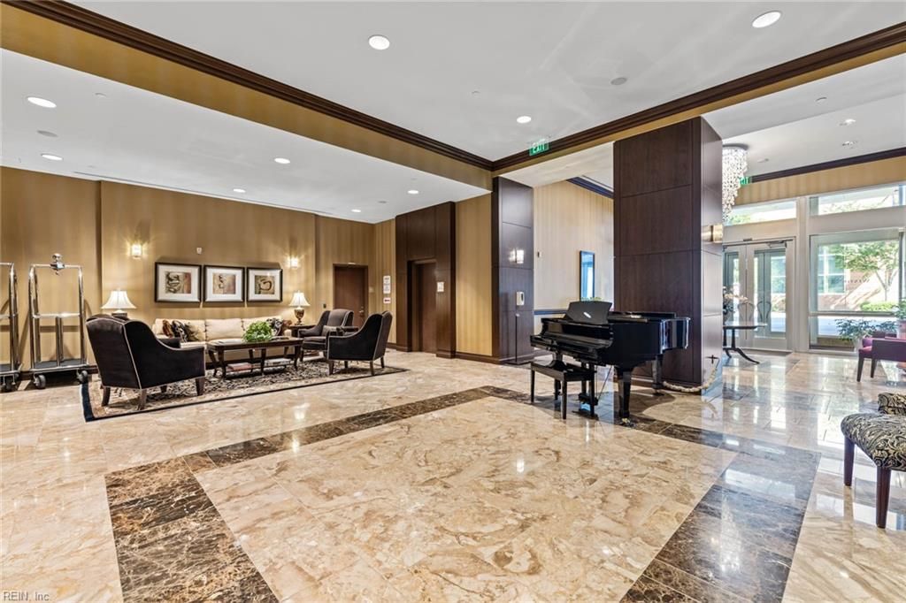 Photo of 4545 Commerce Street #1706, Virginia Beach, VA 23462 (MLS # 10614240)