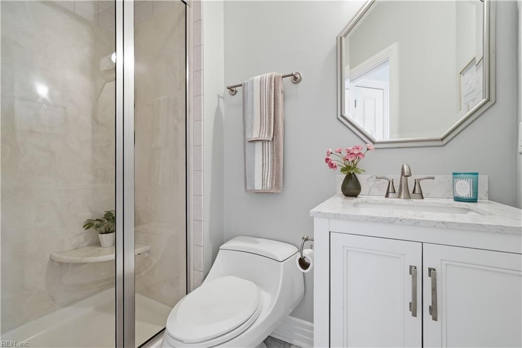 Virginia Beach, Virginia, 23455, United States, 5 Bedrooms Bedrooms, ,4 BathroomsBathrooms,Residential,Active,2035633