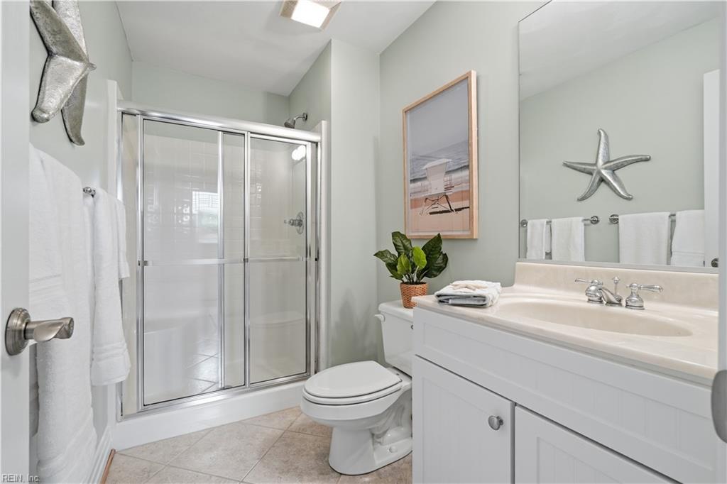 Virginia Beach, Virginia, 23455, United States, 5 Bedrooms Bedrooms, ,4 BathroomsBathrooms,Residential,Active,2035633