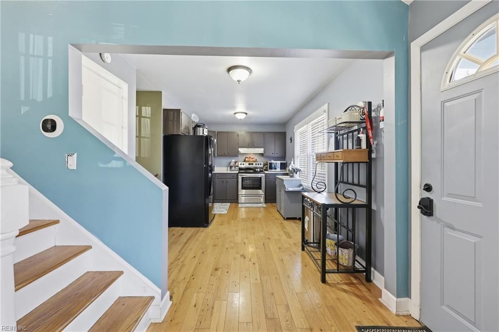 Photo of 945 Redwood Circle, Virginia Beach, VA 23464 (MLS # 10614239)