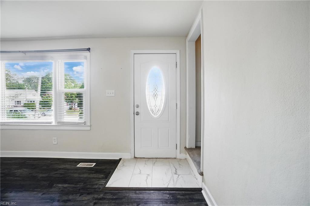 103 Wyoming AVE
