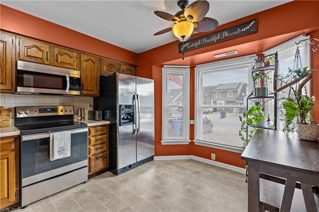 Photo of 150 Majestic Circle, Virginia Beach, VA 23452 (MLS # 10618750)