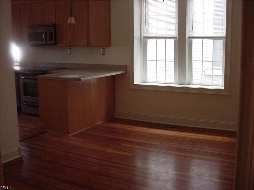 Photo of 1015 Colonial Avenue #3, Norfolk, VA 23507 (MLS # 10605312)