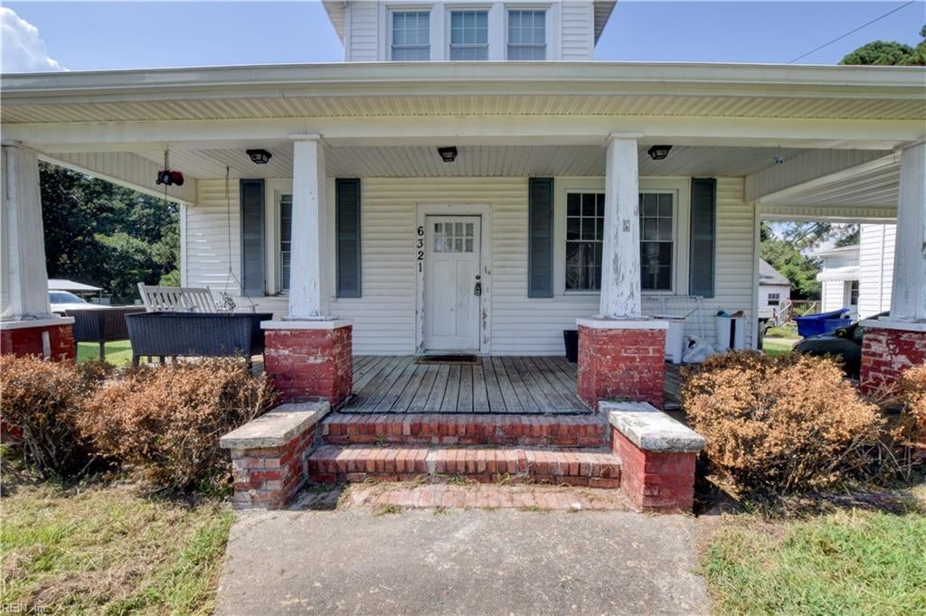 Photo of 6321 Whaleyville Boulevard, Suffolk, VA 23438 (MLS # 10652290)