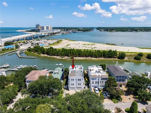 Photo of 2082 Tazewell Road, Virginia Beach, VA 23455 (MLS # 10629240)