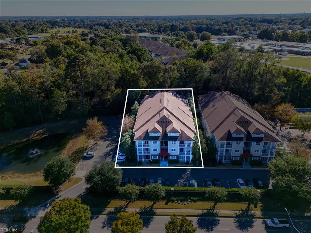 Photo of 5201 Nuthall Drive #105, Virginia Beach, VA 23455 (MLS # 10656609)