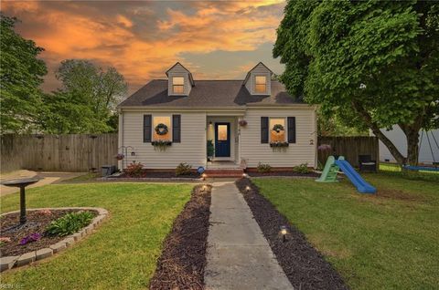 Photo of 165 Rodman Road, Norfolk, VA 23503 (MLS # 10631427)