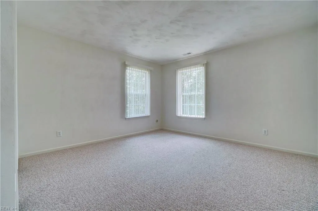 Suffolk, Virginia 23435, United States, 4 Bedrooms Bedrooms, ,3 BathroomsBathrooms,Residential,Active,168641