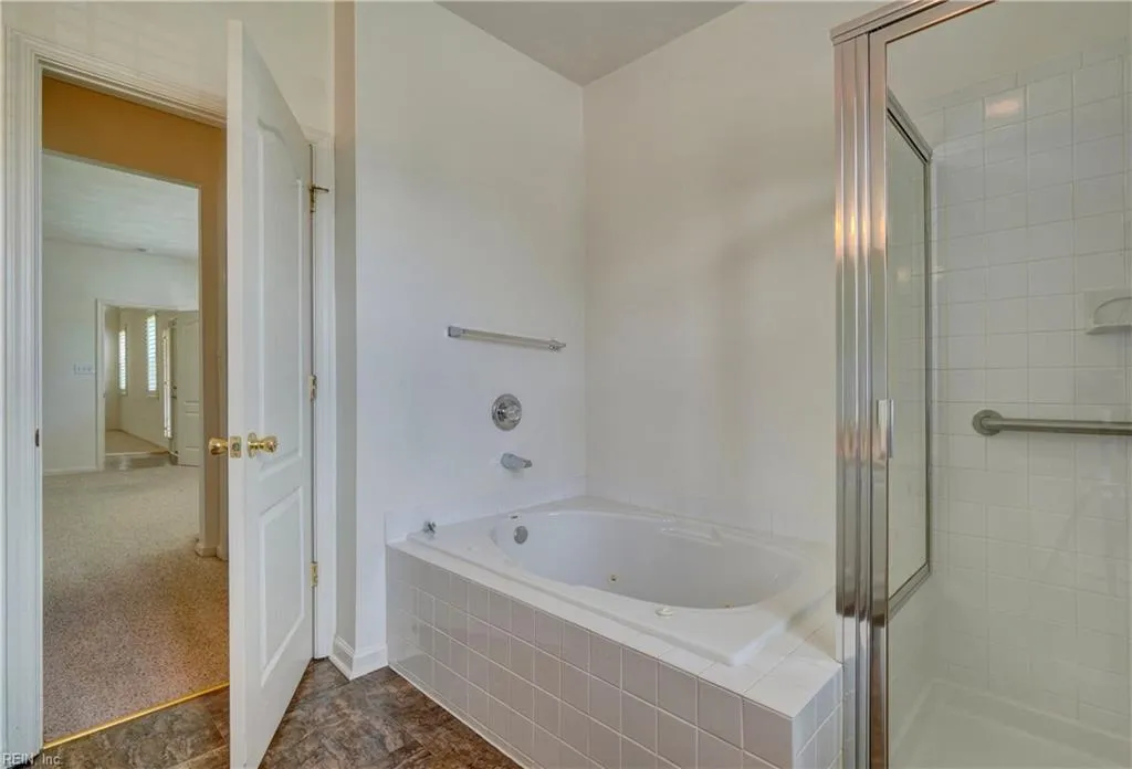 Suffolk, Virginia 23435, United States, 4 Bedrooms Bedrooms, ,3 BathroomsBathrooms,Residential,Active,168641