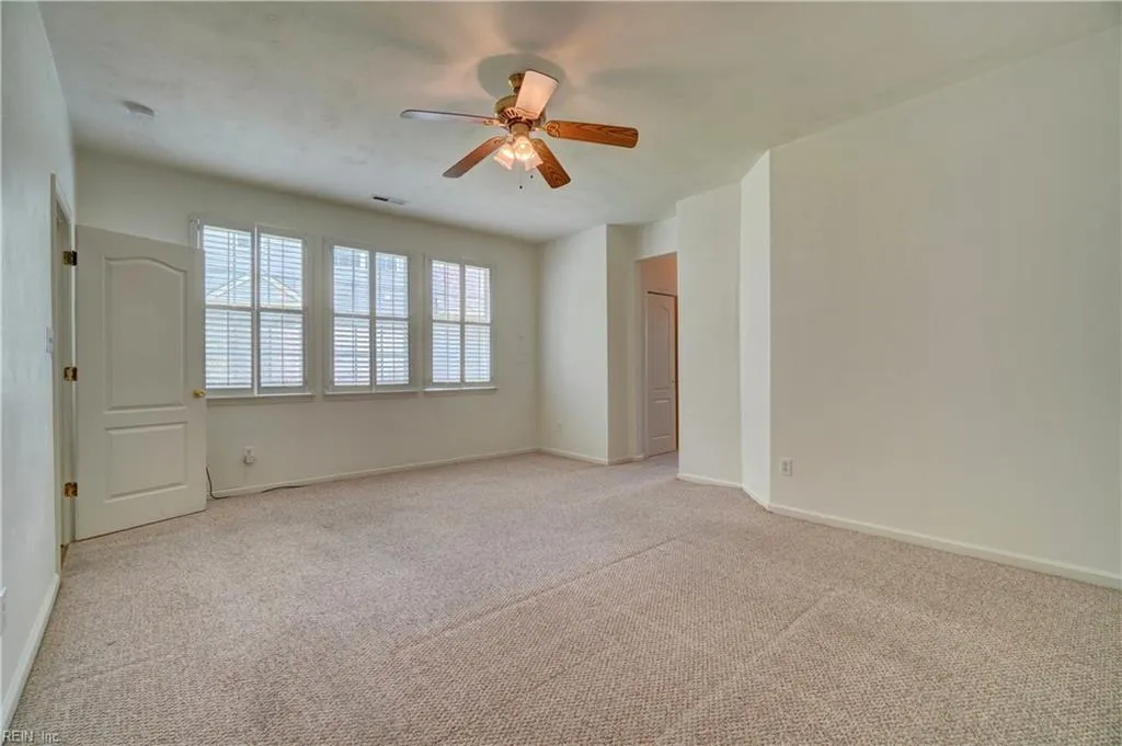 Suffolk, Virginia 23435, United States, 4 Bedrooms Bedrooms, ,3 BathroomsBathrooms,Residential,Active,168641