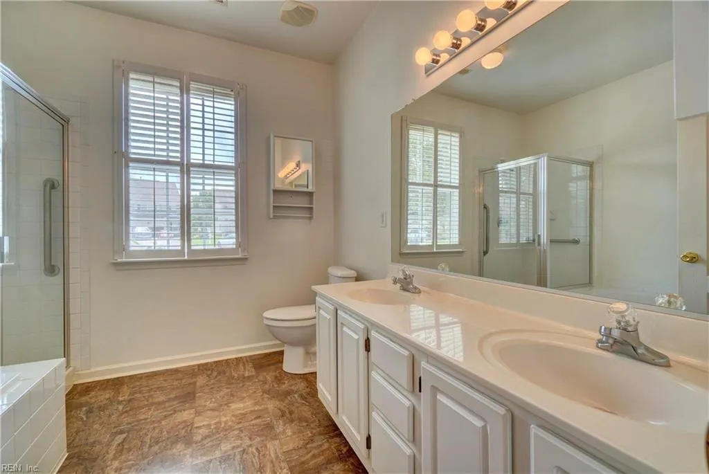 Suffolk, Virginia 23435, United States, 4 Bedrooms Bedrooms, ,3 BathroomsBathrooms,Residential,Active,168641