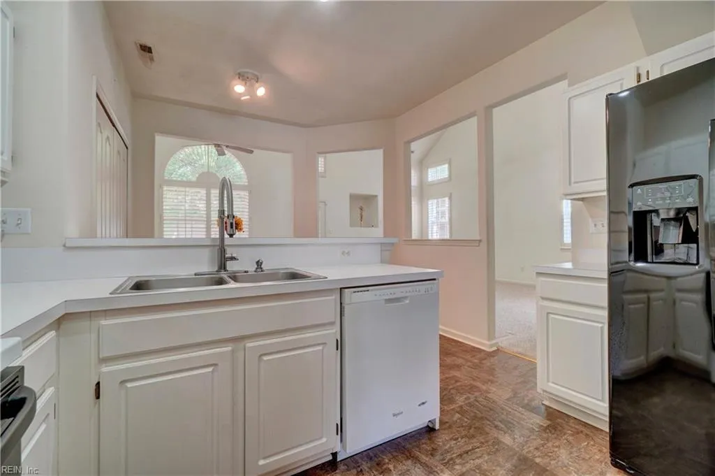 Suffolk, Virginia 23435, United States, 4 Bedrooms Bedrooms, ,3 BathroomsBathrooms,Residential,Active,168641