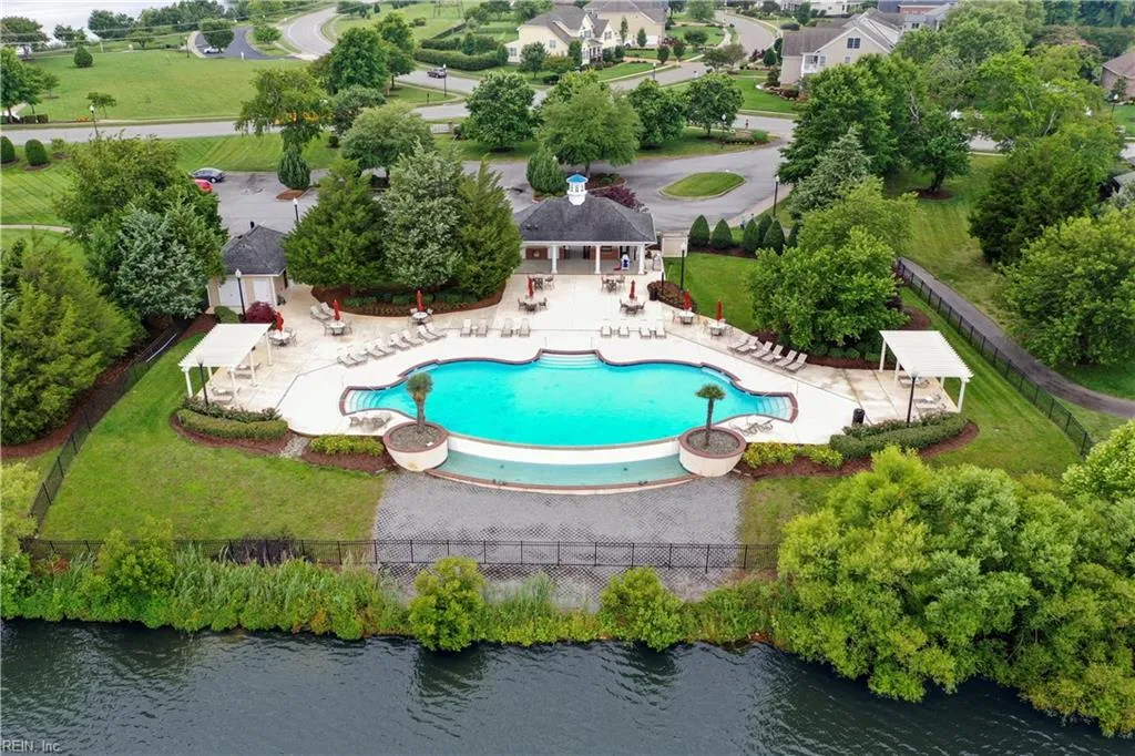 Suffolk, Virginia 23435, United States, 4 Bedrooms Bedrooms, ,3 BathroomsBathrooms,Residential,Active,168641