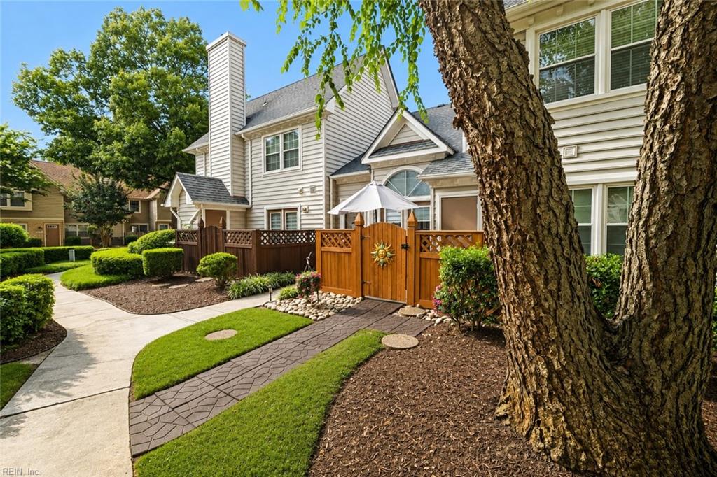 Photo of 705 Rapidan River Court #E, Chesapeake, VA 23320 (MLS # 10647687)