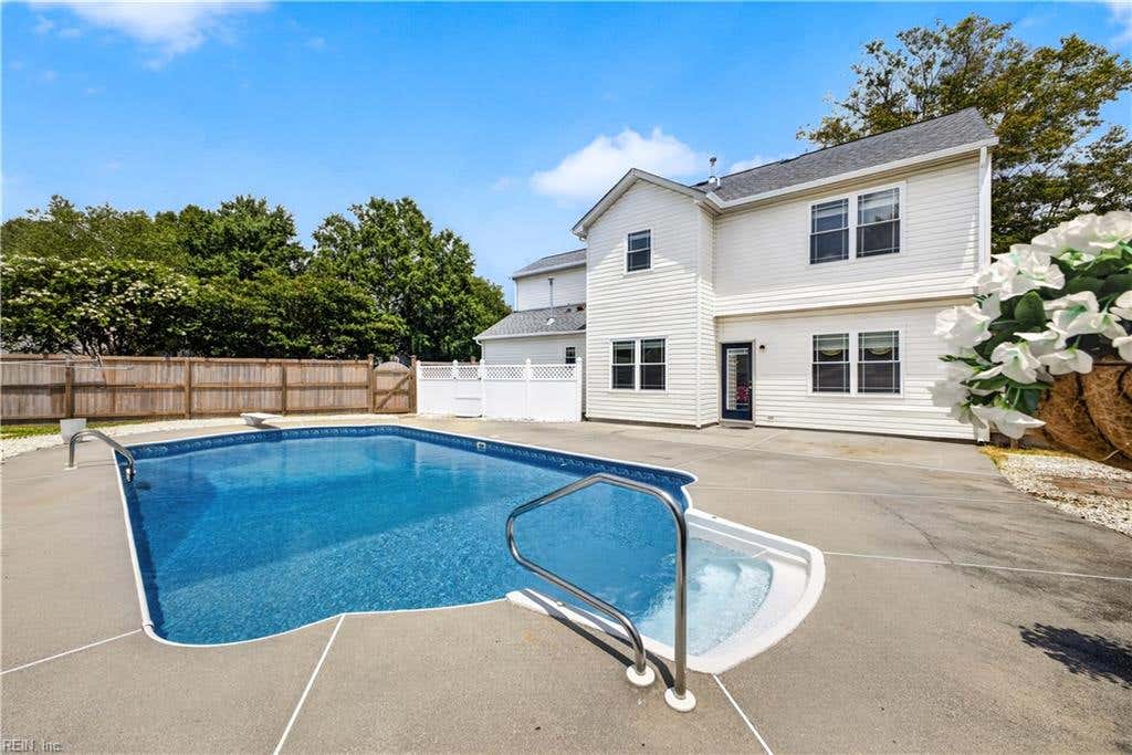 Photo of 2221 Agecroft Road, Virginia Beach, VA 23454 (MLS # 10643655)