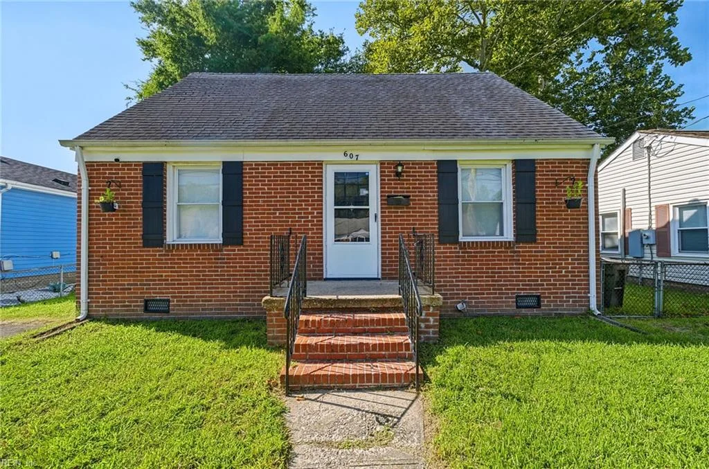 607 Lee Street, Hampton, VA, 23669