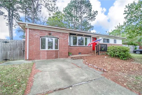 493 Beacon Hill Circle, Norfolk, VA 23502 - #: 10577791