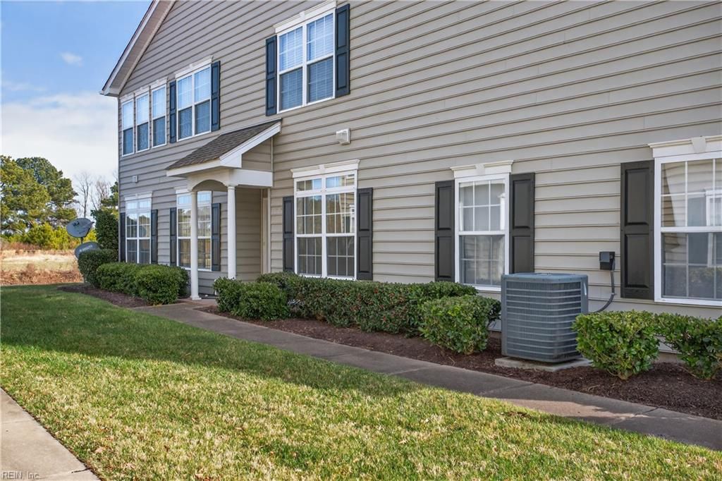 Photo of 2501 Gunston Drive, Suffolk, VA 23434 (MLS # 10614665)