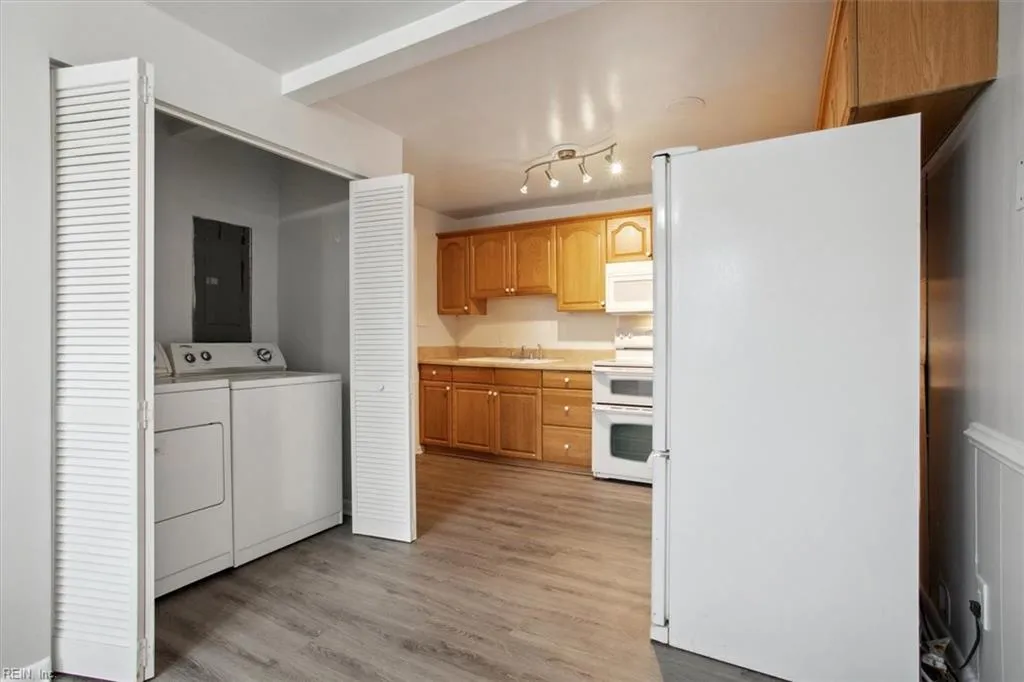 Newport News, Virginia 23605, United States, 3 Bedrooms Bedrooms, ,2 BathroomsBathrooms,Residential,Active,4341