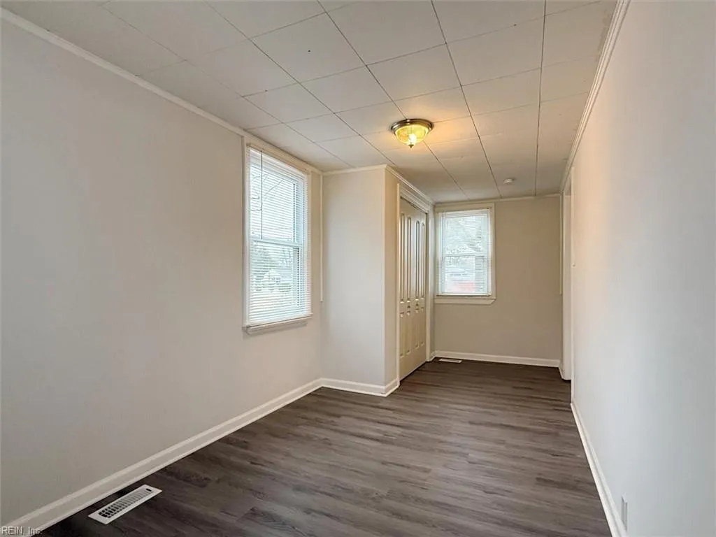 Newport News, Virginia 23605, United States, 3 Bedrooms Bedrooms, ,2 BathroomsBathrooms,Residential,Active,4341