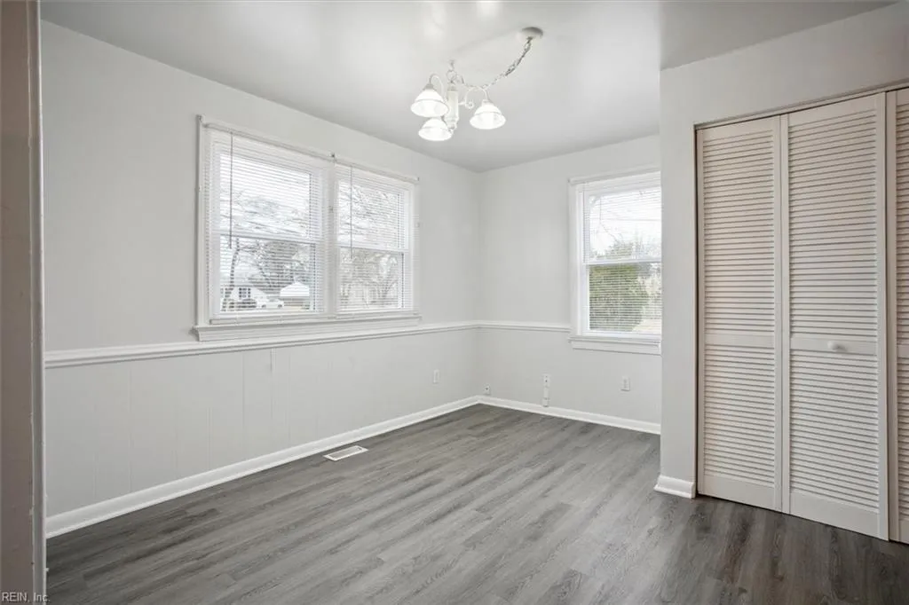 Newport News, Virginia 23605, United States, 3 Bedrooms Bedrooms, ,2 BathroomsBathrooms,Residential,Active,4341