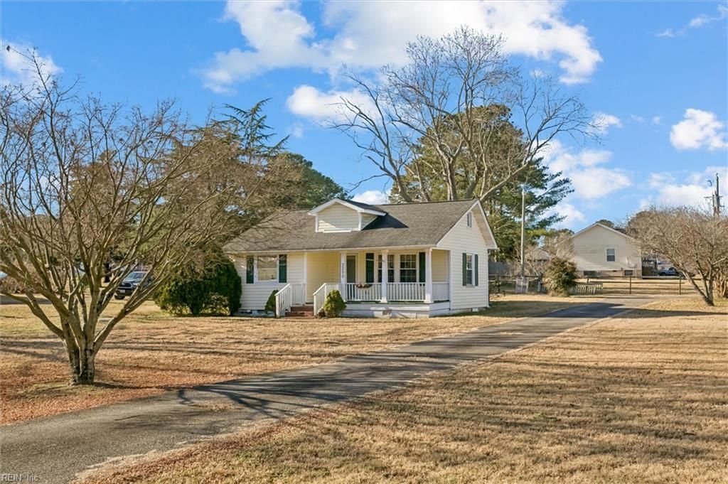 Photo of 2290 Hayes Road, Hayes, VA 23072 (MLS # 10614122)