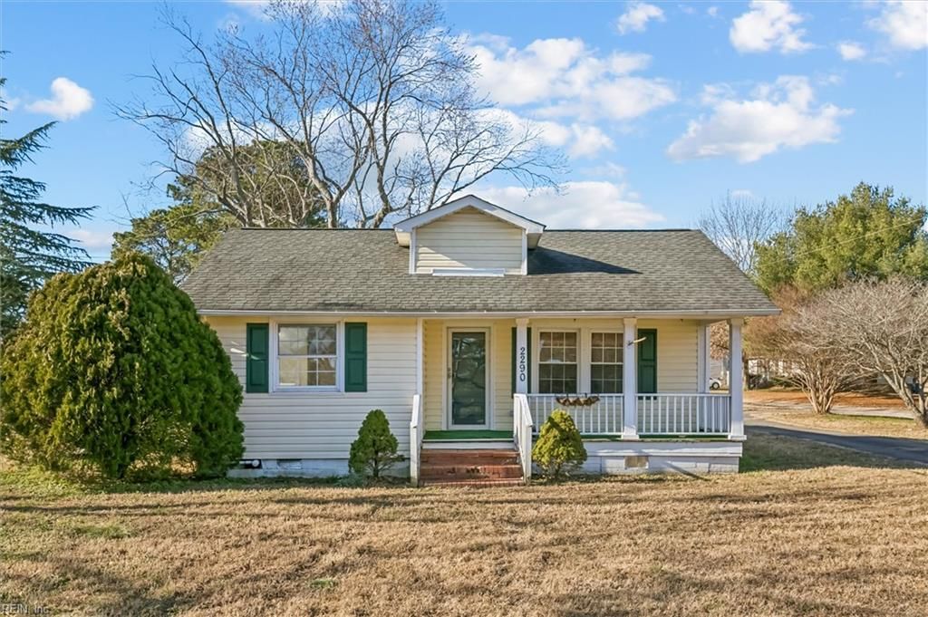 Photo of 2290 Hayes Road, Hayes, VA 23072 (MLS # 10614122)